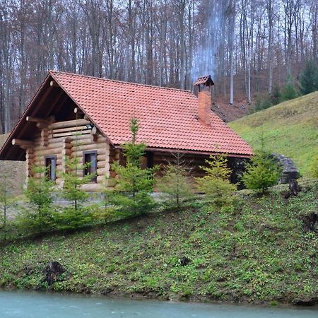 Комплекс Скала Villa Serednye Vodyane Екстериор снимка