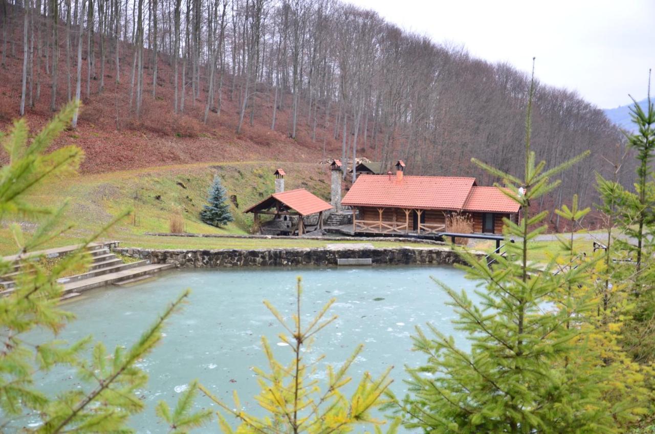 Комплекс Скала Villa Serednye Vodyane Екстериор снимка